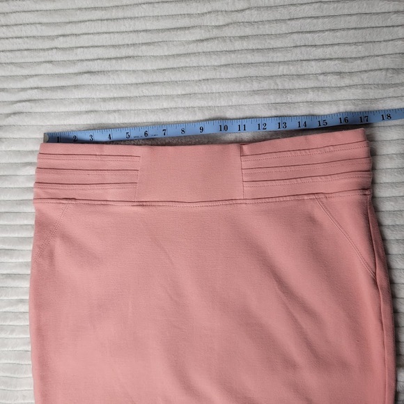 Pencil Skirt Peach Women's Size Large L Stretch Workwear Capsule One5One - Picture 3 of 8